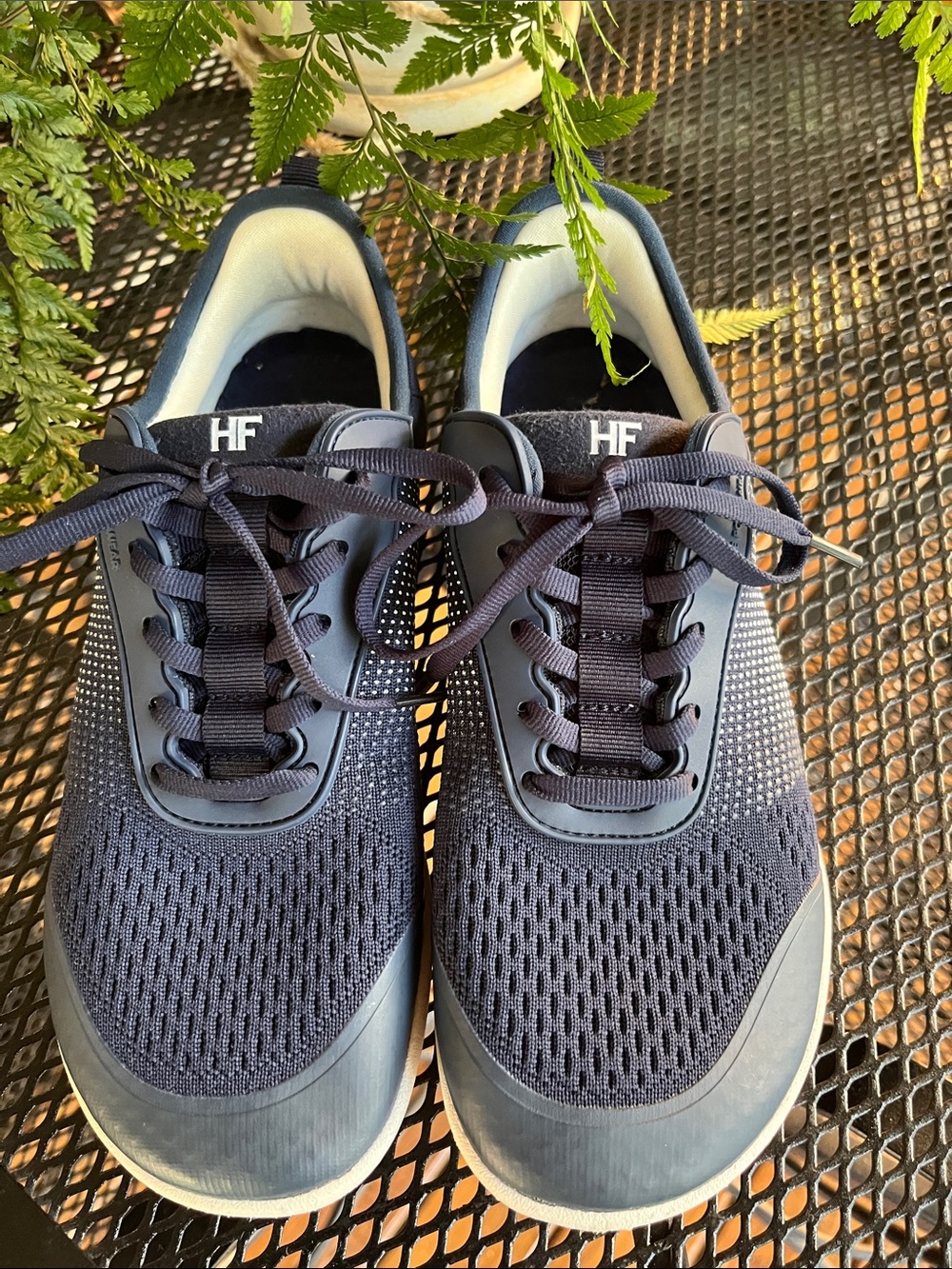 HF Stride – Hands-Free & Ergonomic Barefoot Shoes Size 9/9.5 Women’s